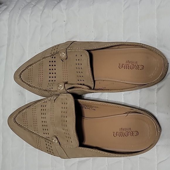 Crown Vintage Women's Flats Size 7.5 Cream - Picture 2 of 5